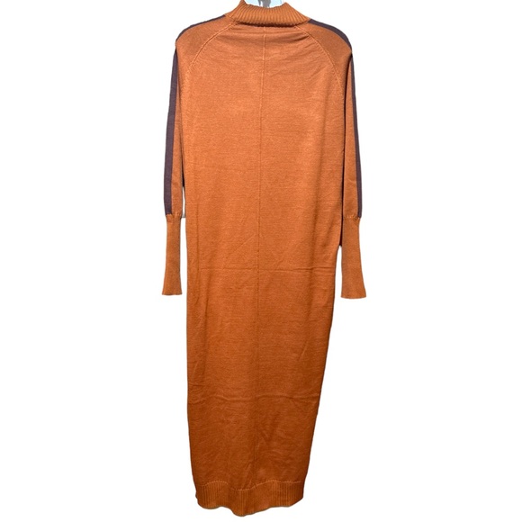 YAL Sweater Dress - Picture 9 of 16